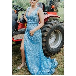Clarisse blue prom dress